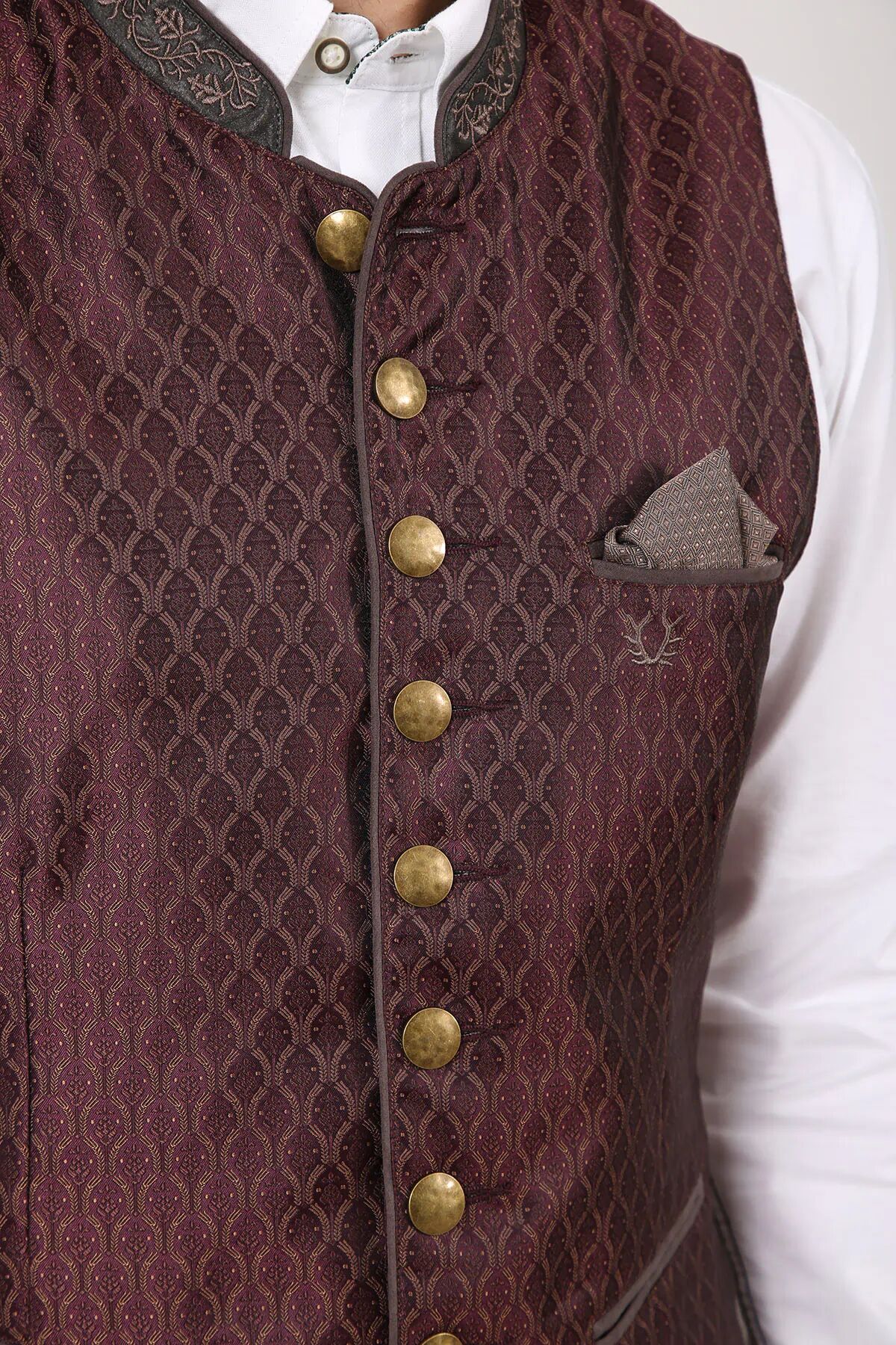 Trachtenweste Herren Gilet Rot-Bordeauxe FESTLICH Trachtenweste Herren Gilet Rot-Bordeauxe FESTLICH