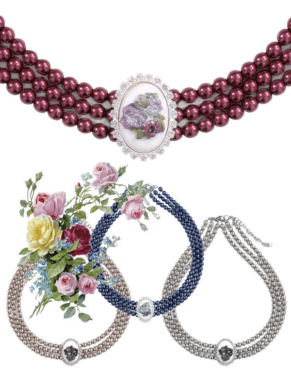 Kropfkette-Perlen mit Blüten-Medaillon