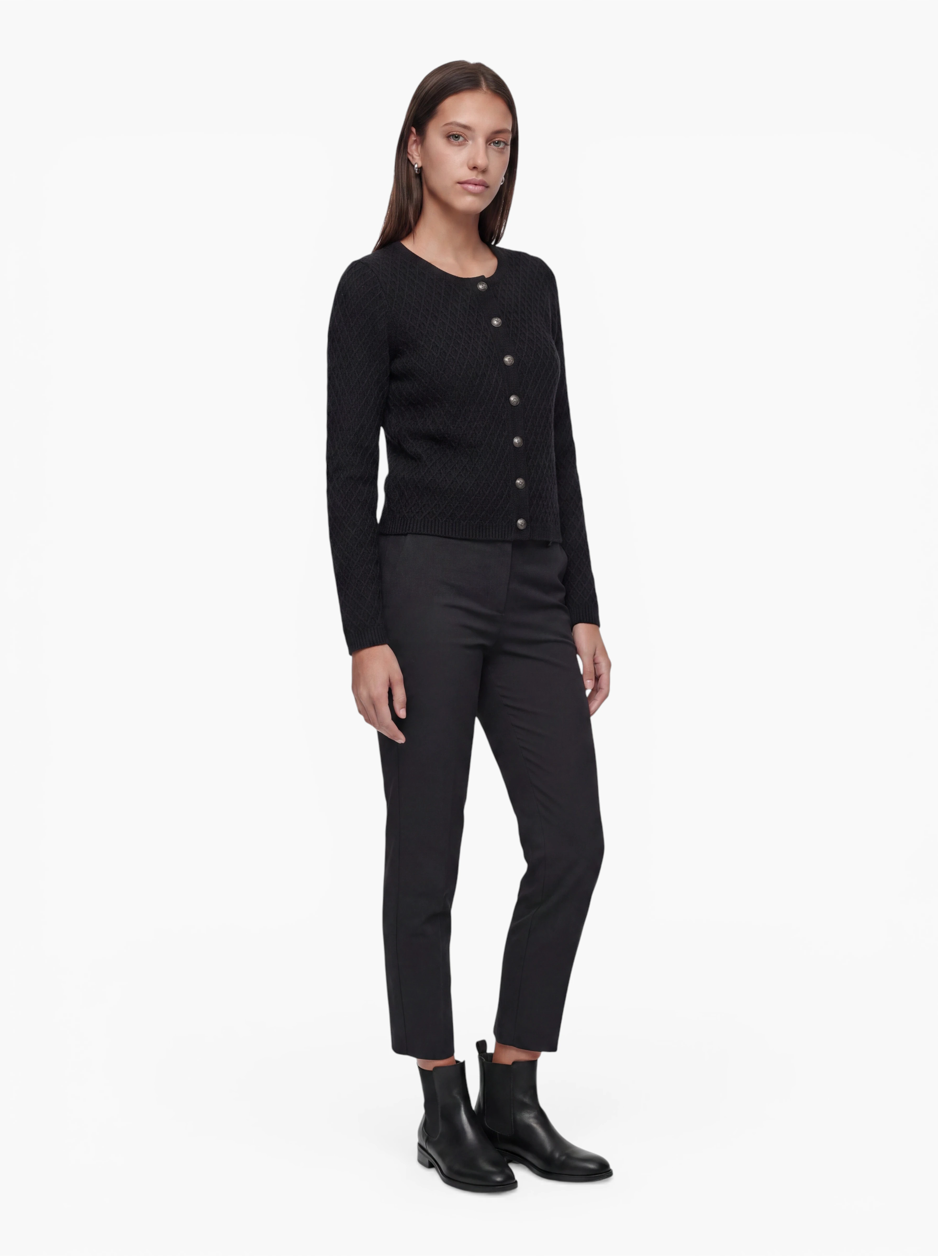 Dirndl-Strickjacke Wilma Schwarz – Trachten-Strickjacke für Damen
