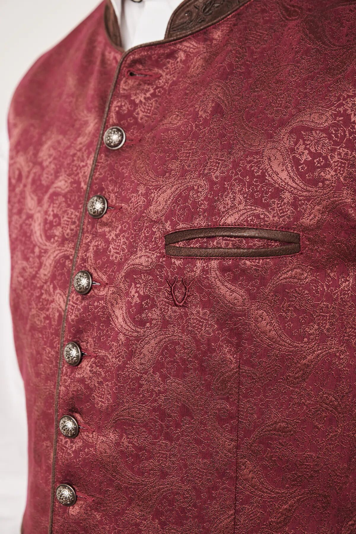 Trachtenweste Herren Gilet Rot-Bordeauxe FESTLICH Trachtenweste Herren Gilet Rot-Bordeauxe FESTLICH