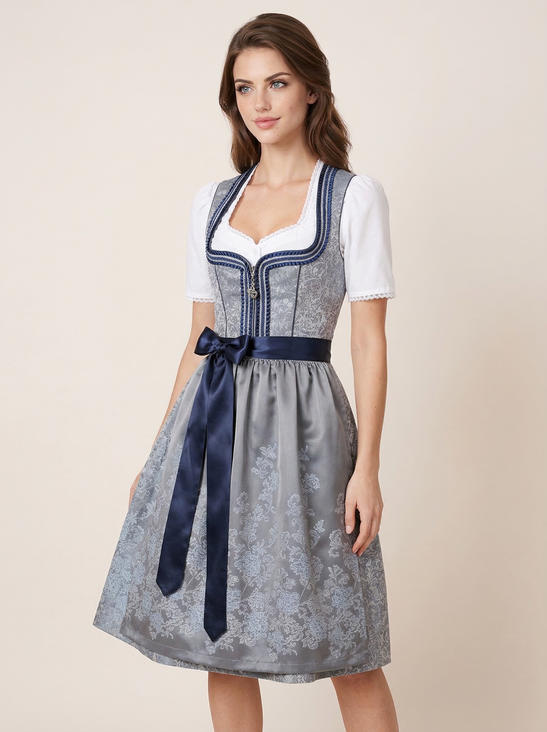 Blau-silbernes Midi Dirndl Ramona für Damen – klassische Frontansicht