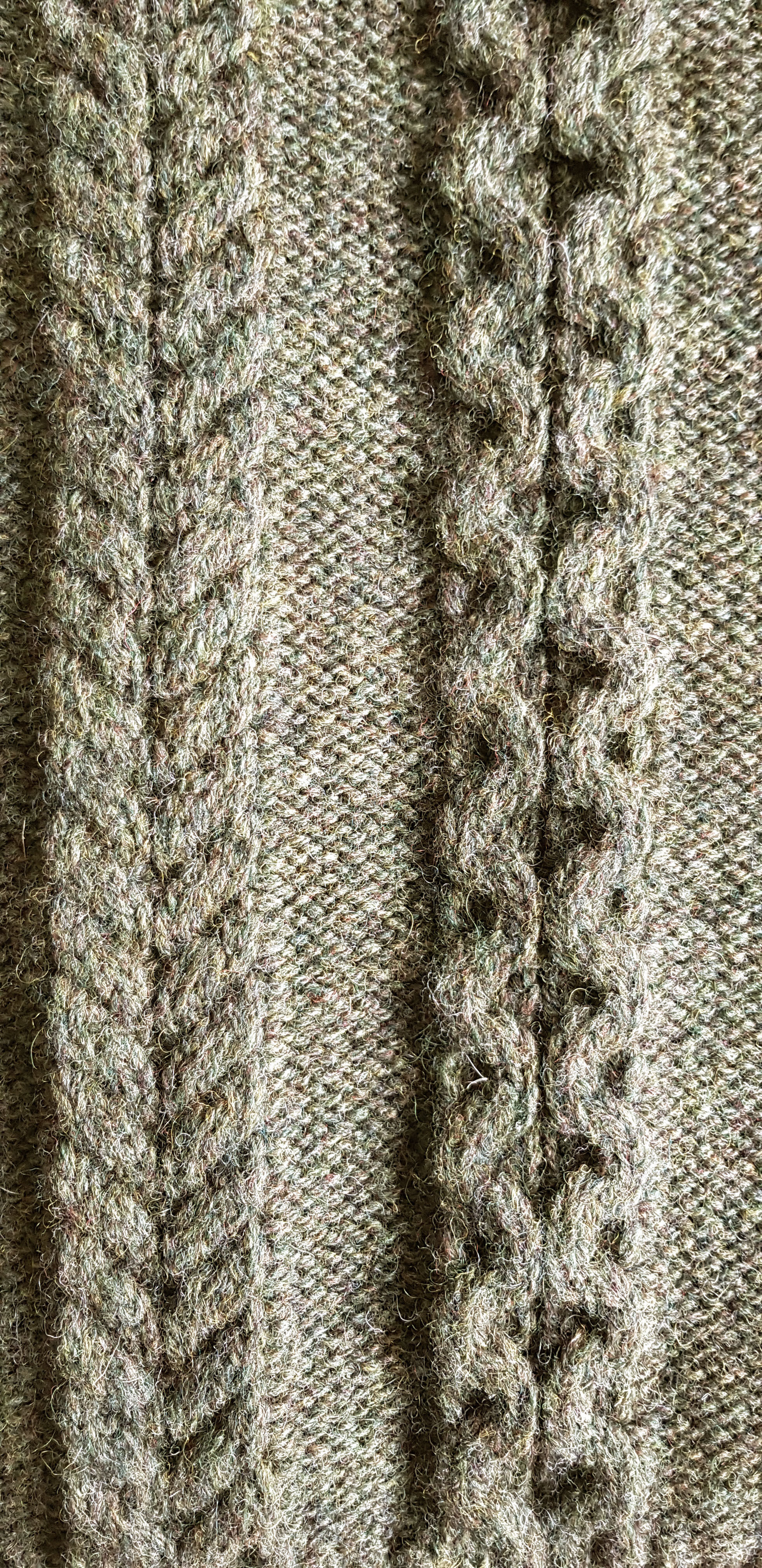 STRICKWOLLE - dicke SCHURWOLLE 1 KG Konen/1000 Gramm Farbe Stein STRICKWOLLE - dicke SCHURWOLLE 1 KG Konen/1000 Gramm Farbe Stein