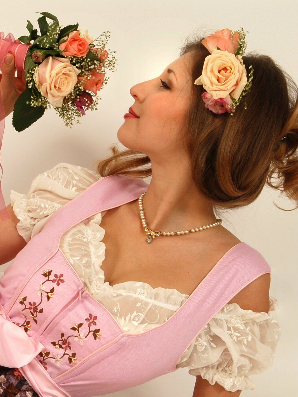 PREMIUM Designer-Dirndl Festtagsdirndl - festliches Midi-Dirndl Rosa-Schwarz PREMIUM Designer-Dirndl Festtagsdirndl - festliches Midi-Dirndl Rosa-Schwarz