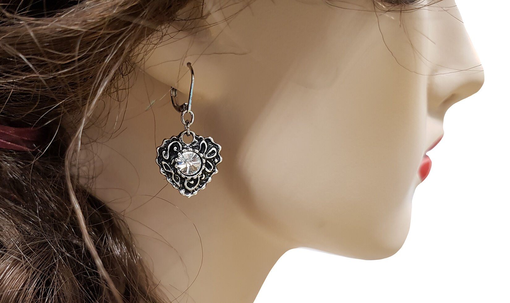Ohrringe mit Herz-Anhänger + Swarovski-Kristall Ohrringe mit Herz-Anhänger + Swarovski-Kristall