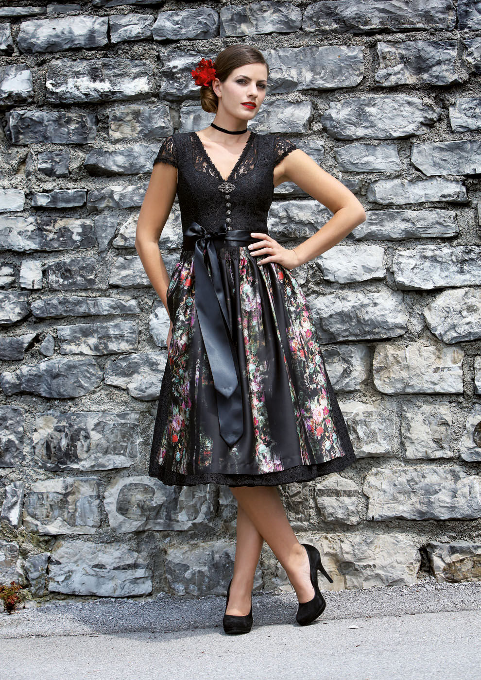 Dirndl-festlich-Damen-Festtagsdirndl-1