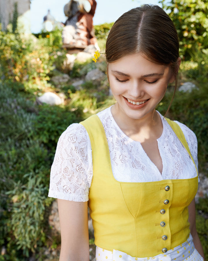 Trachtenmode-Damen-dirndl-shop-_(1)
