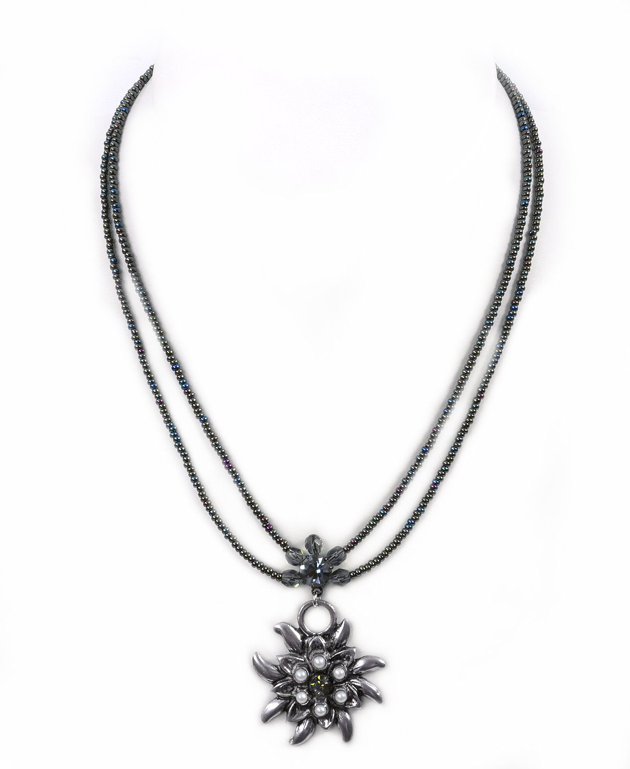 Trachtenkette Edelweißkette an Perlenkette Schwarz Trachtenkette Edelweißkette an Perlenkette Schwarz