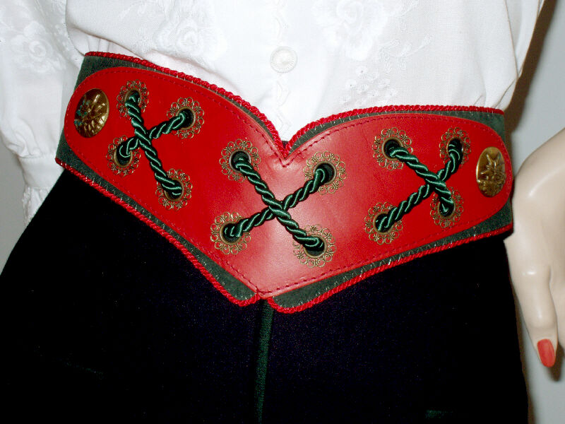 Trachtengürtel Leder mit Schnürung  Grün-Rot  (C)   Trachtengürtel Leder mit Schnürung  Grün-Rot  (C)