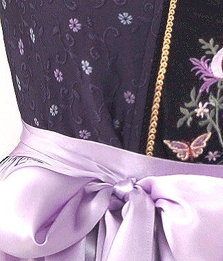 Dirndl-Gloria-Detail