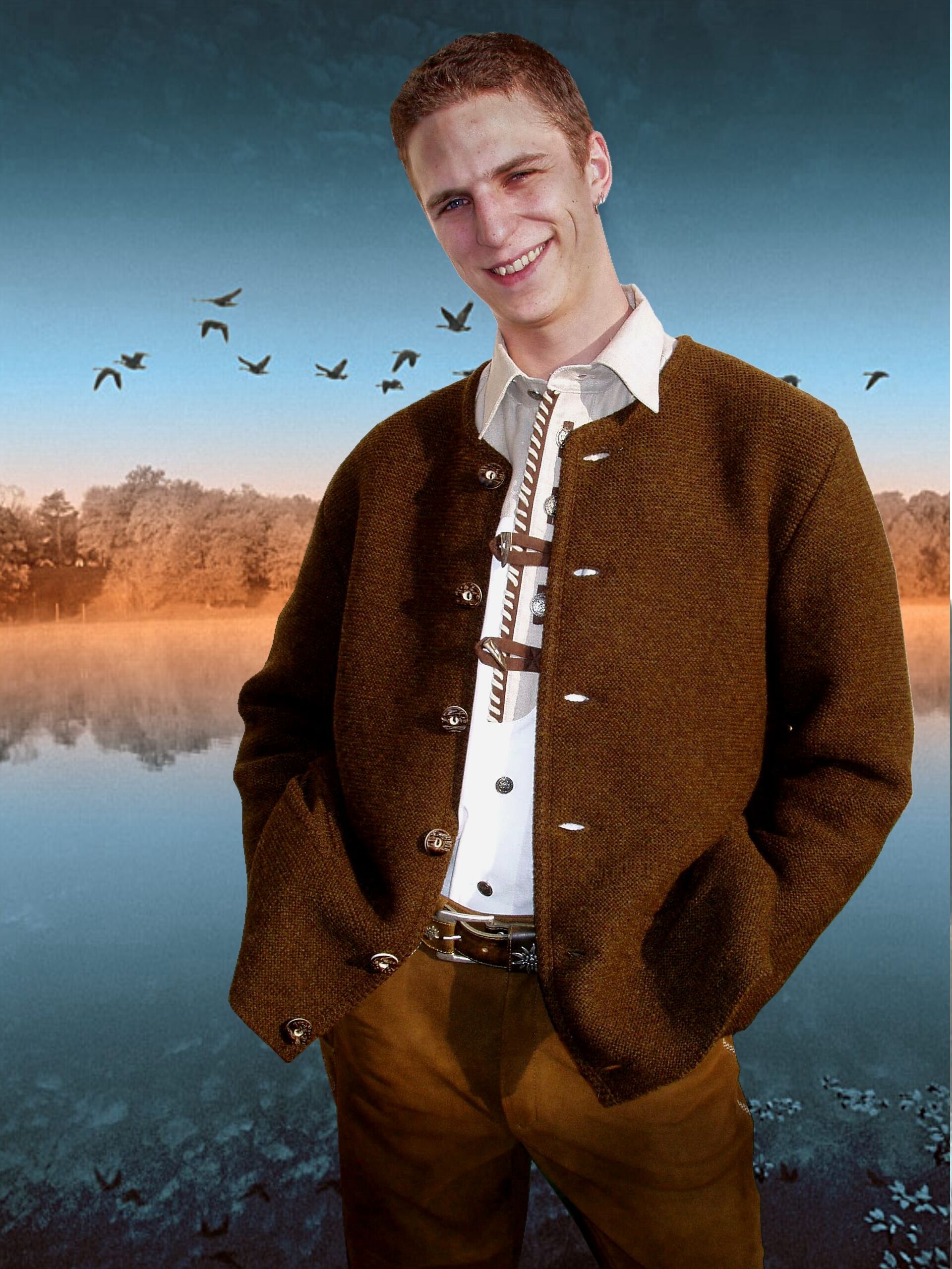 PREMIUM Trachtenstrickjacke Herren 100% Schurwolle Trachtenjanker Braun PREMIUM Trachtenstrickjacke Herren 100% Schurwolle Trachtenjanker Braun