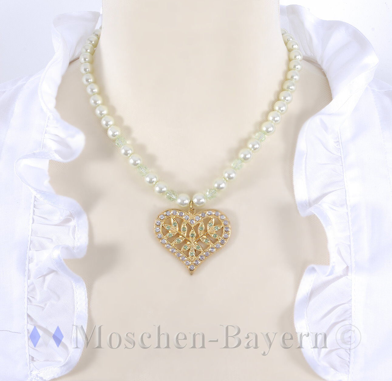 Premium Trachtenkette Perlenkette Herz Swarovski Elements Premium Trachtenkette Perlenkette Herz Swarovski Elements